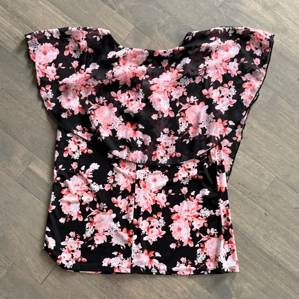 Adele & May Floral Elegance Black and Pink Blouse - Picture 3 of 3